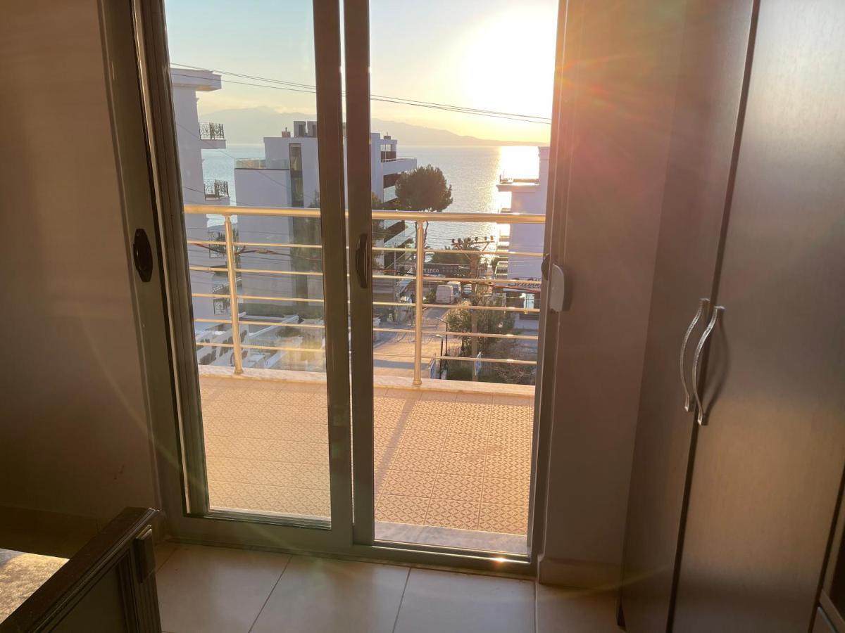 Wave Apartments Saranda מראה חיצוני תמונה