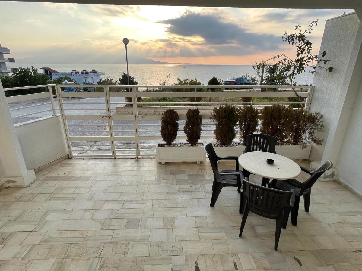 Wave Apartments Saranda מראה חיצוני תמונה