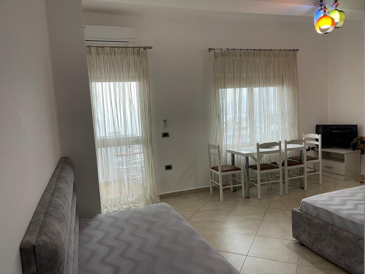 Wave Apartments Saranda מראה חיצוני תמונה