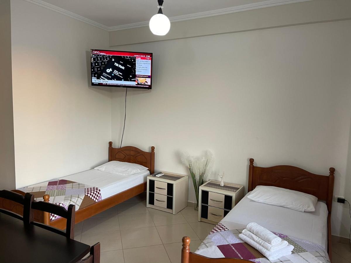 Wave Apartments Saranda מראה חיצוני תמונה
