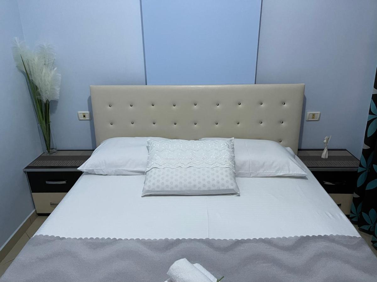 Wave Apartments Saranda מראה חיצוני תמונה