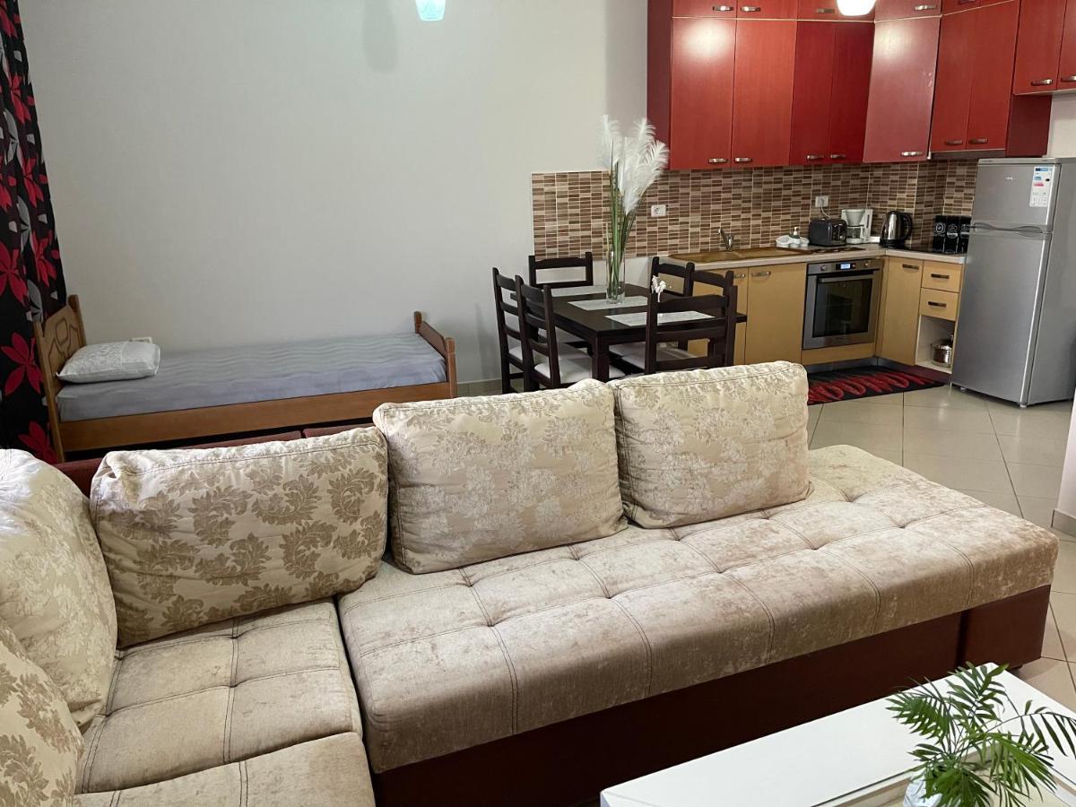 Wave Apartments Saranda מראה חיצוני תמונה